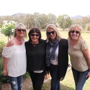 Meet your Posher, Julie